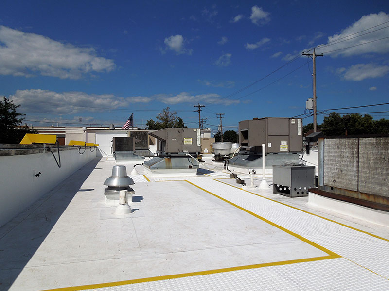 Wisconsin Roofing LLC | McDonald's Milwaukee | Commercial Roofs | TPO