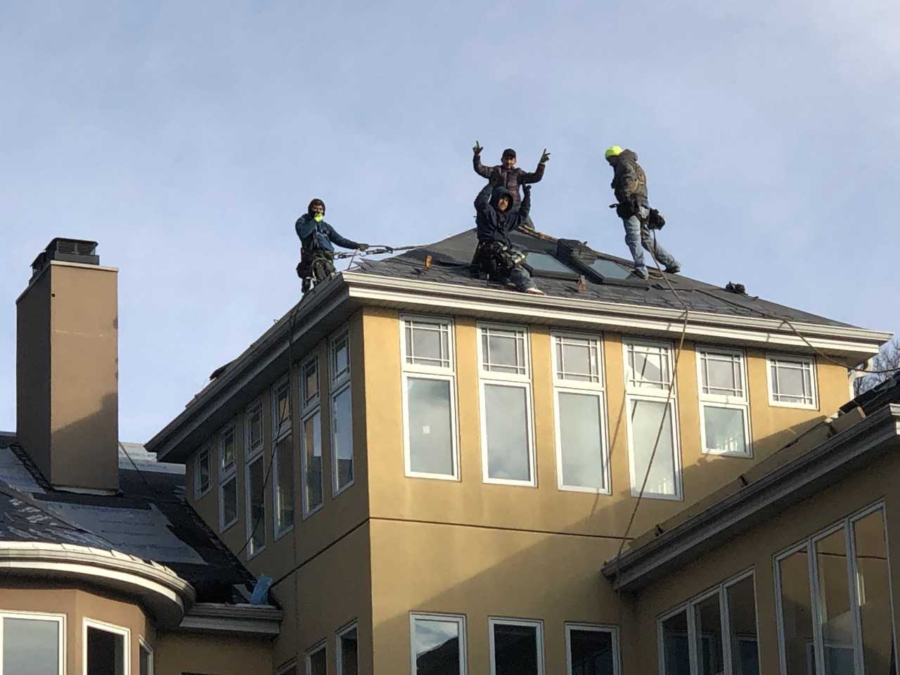 Wisconsin Roofers at Work - Wisconsin Roofing, LLC