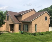 Wisconsin Roofing LLC | Cedarburg | Residential | Landmark Burnt Sienna | Custom house with new roof side