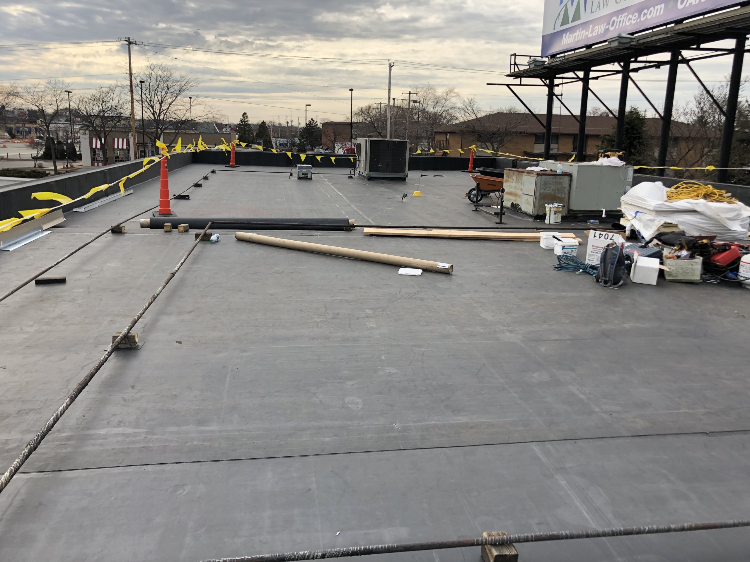 Wisconsin Roofing LLC | Commercial | Flat Roof | Summit