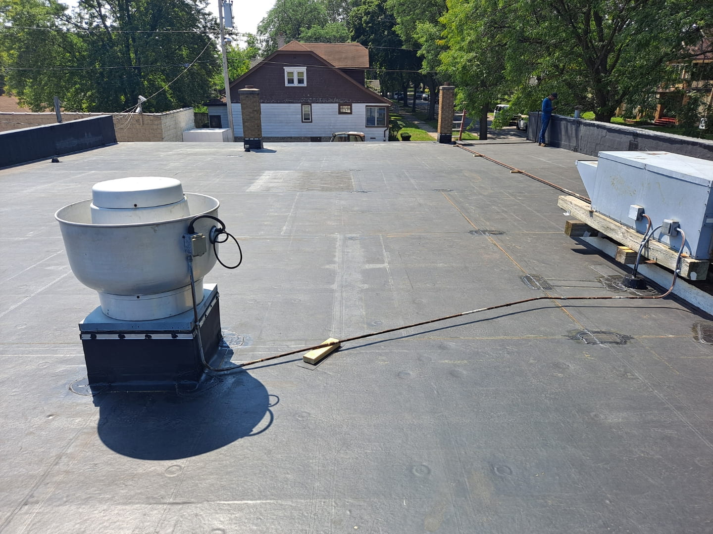 Wisconsin Roofing | EPDM | Milwaukee | UV Heat Hail Ozone Resistance